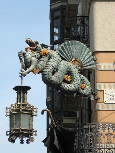 Barcelona dragon